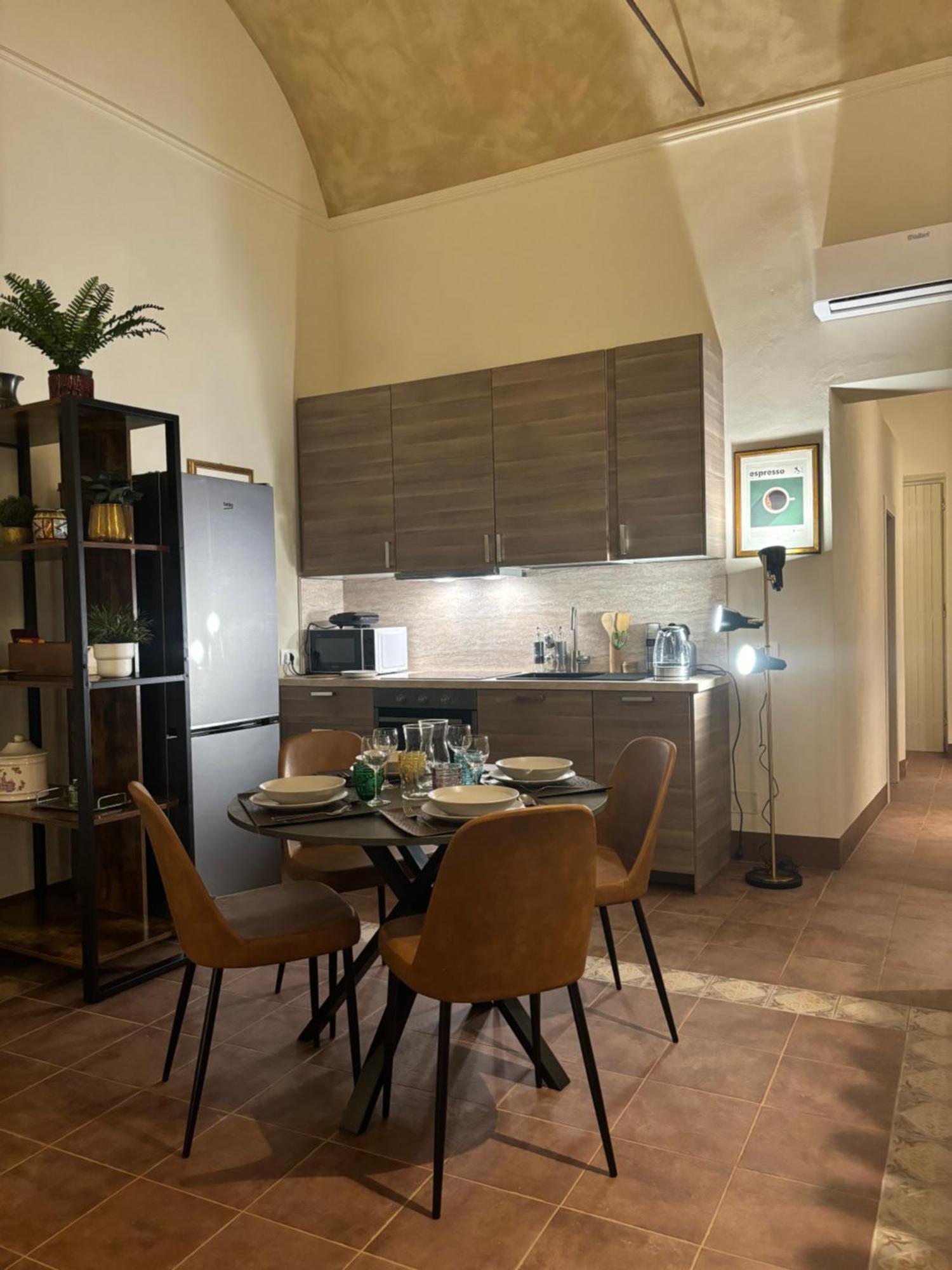 Appartamento L'Antica Colonna, In Centro Storico Parma Exterior foto